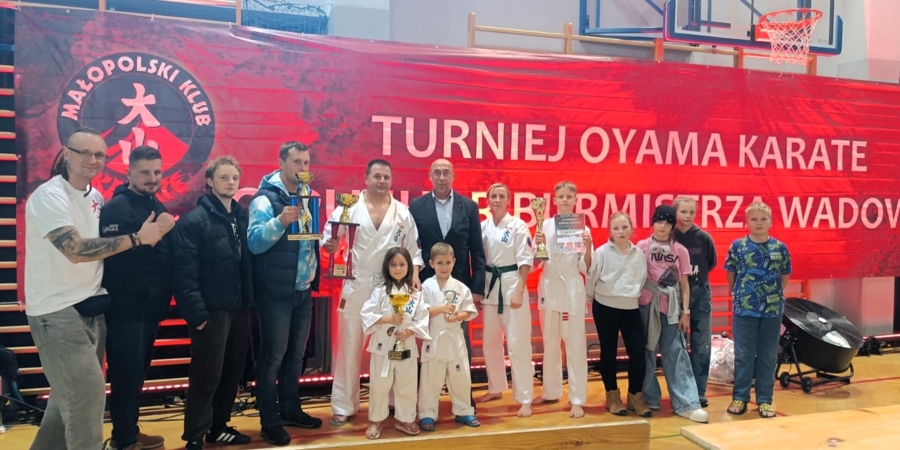 Zawodnicy Tarnowskiego Klubu Sportowego Oyama Karate